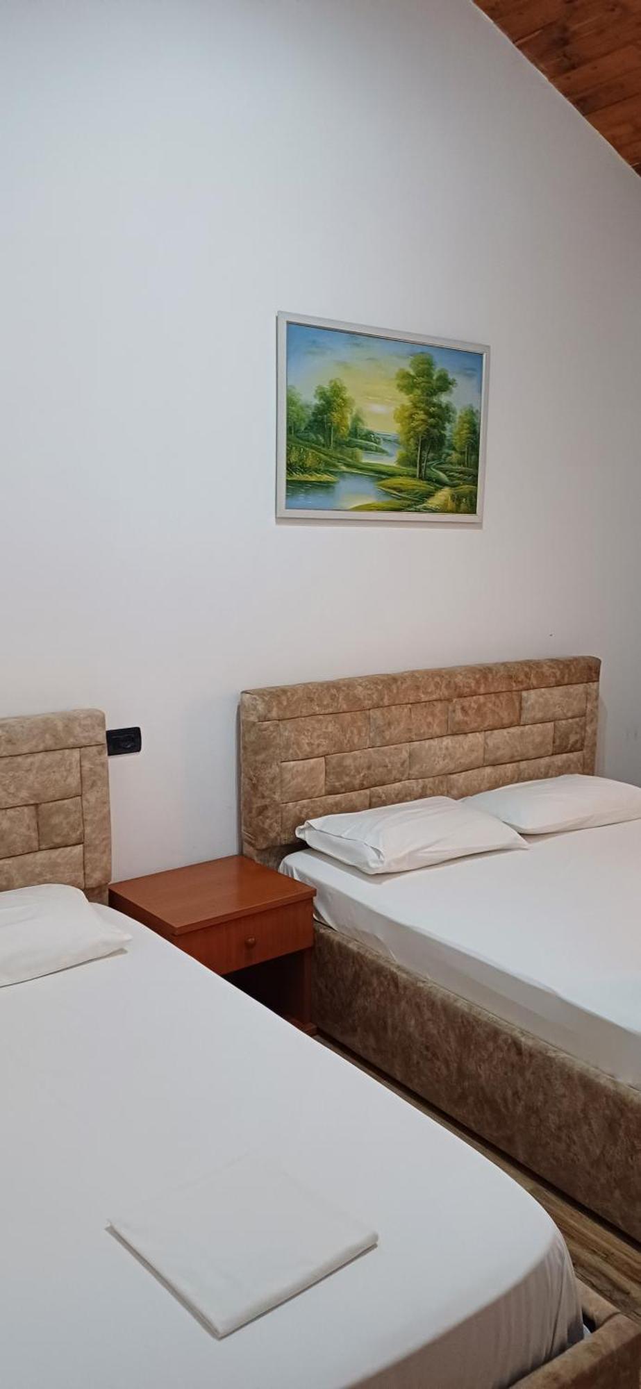 Hotel Lepenica Radhimë Exterior foto